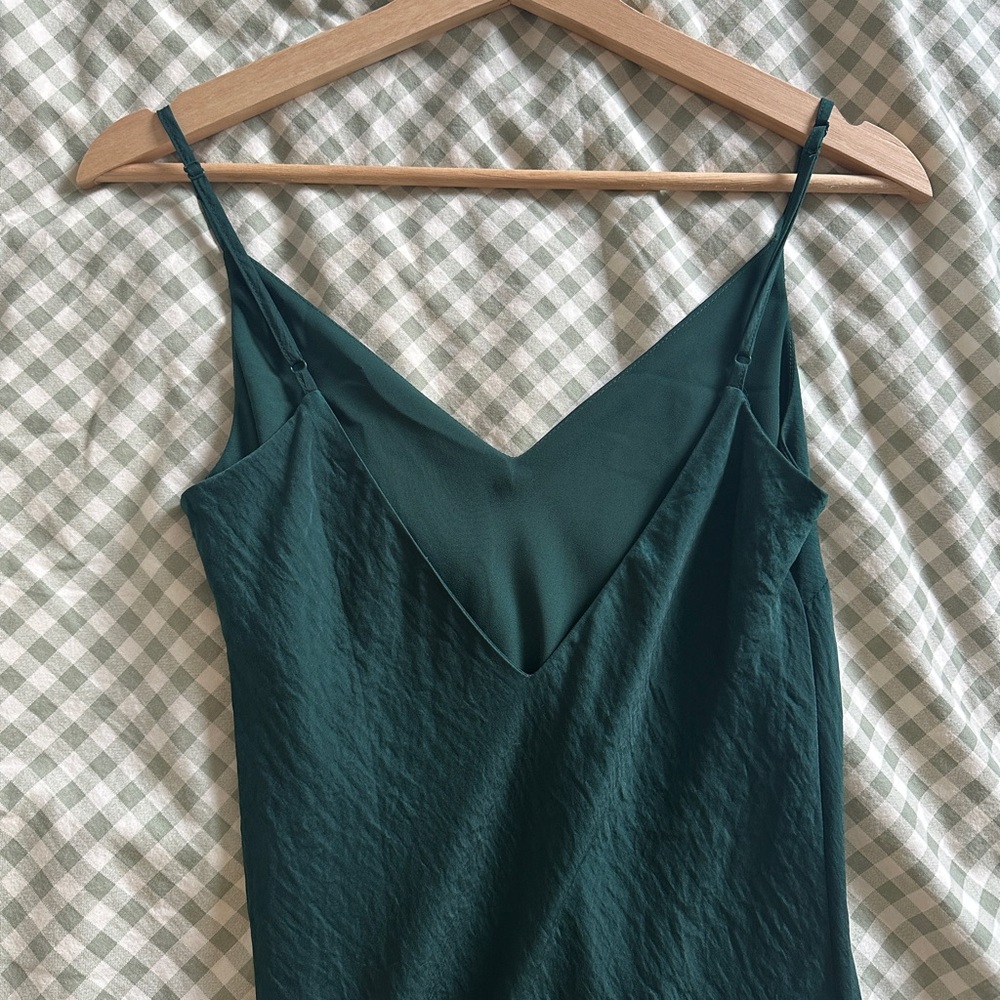 Elegant Green V-Neck Cami Dress